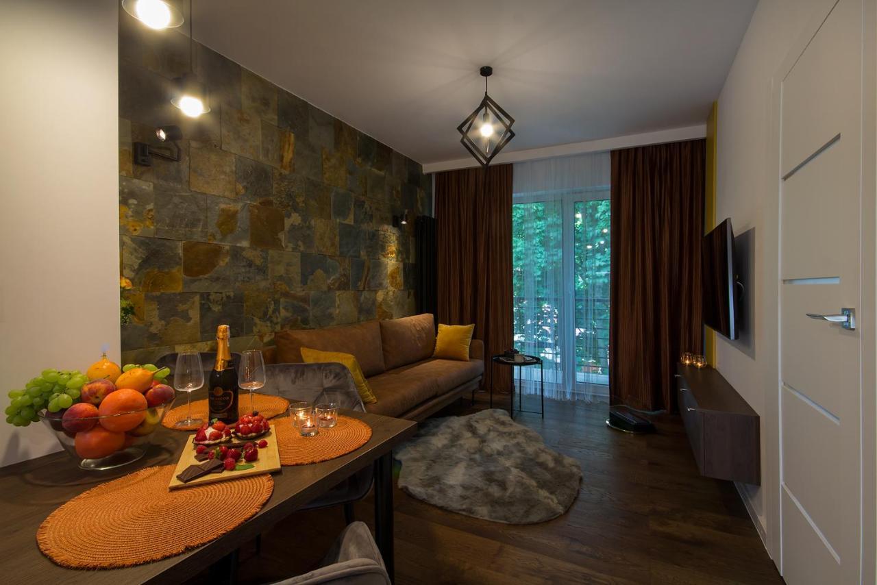W&K Apartments - Desire Suite - Faktura Vat, Parking 코잘린 외부 사진