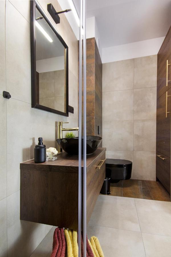 W&K Apartments - Desire Suite - Faktura Vat, Parking 코잘린 외부 사진